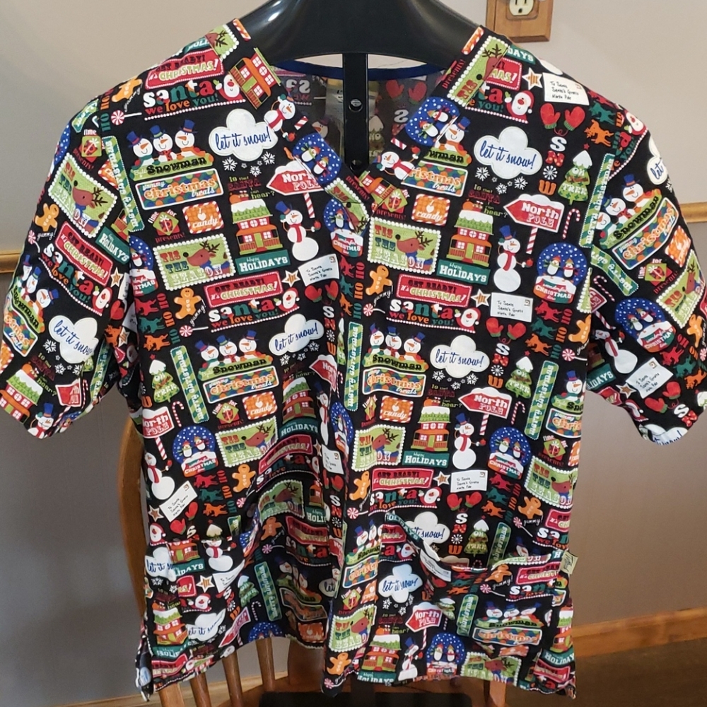 Tafford Scrub Top